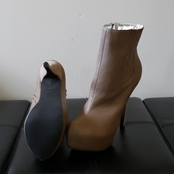 Stiletto booties - Picture 5 of 5